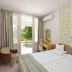 Danubius Marina 3* 블로톤퓌레드