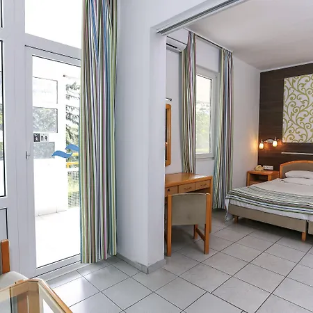 ホテル Danubius Marina バラトンフレド