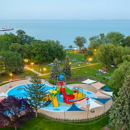 Otel Danubius Marina