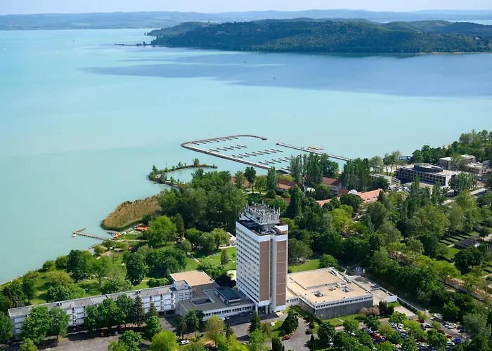 Danubius Marina 3* 블로톤퓌레드