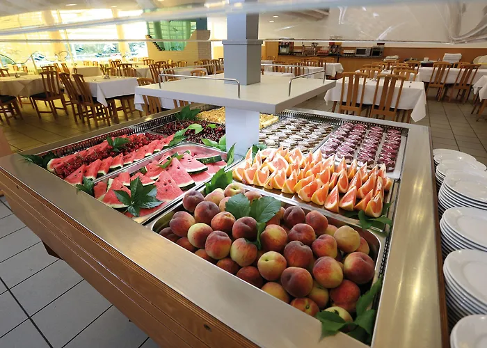 Danubius Marina 3* 블로톤퓌레드